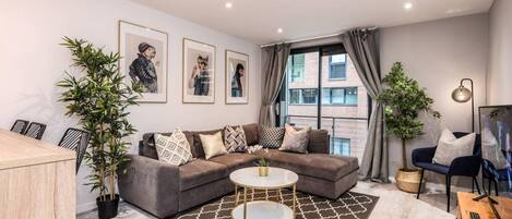 Apartment | 2 bedrooms, iron/ironing board