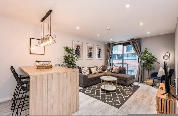 公寓 | 2 間睡房、熨斗/熨衫板