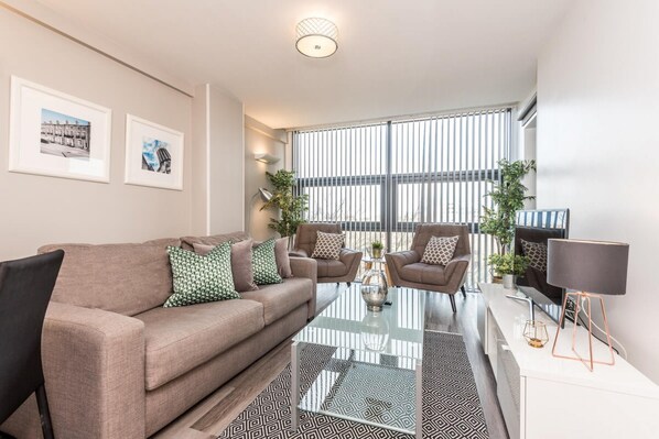 Apartment | 2 bedrooms, iron/ironing board - Host Apartments Standish Street Place (Liverpool)