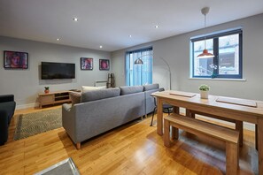 Apartment | 2 bedrooms, iron/ironing board - Host Apartments Ropewalks Abode (Liverpool)