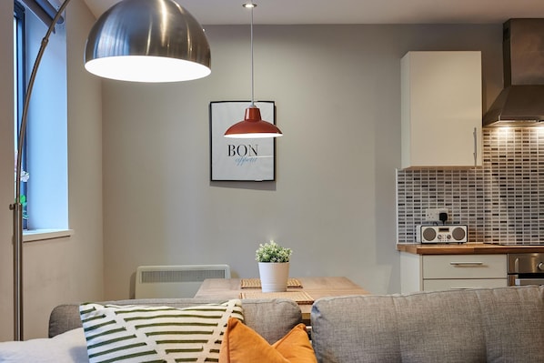 House | 2 bedrooms, iron/ironing board