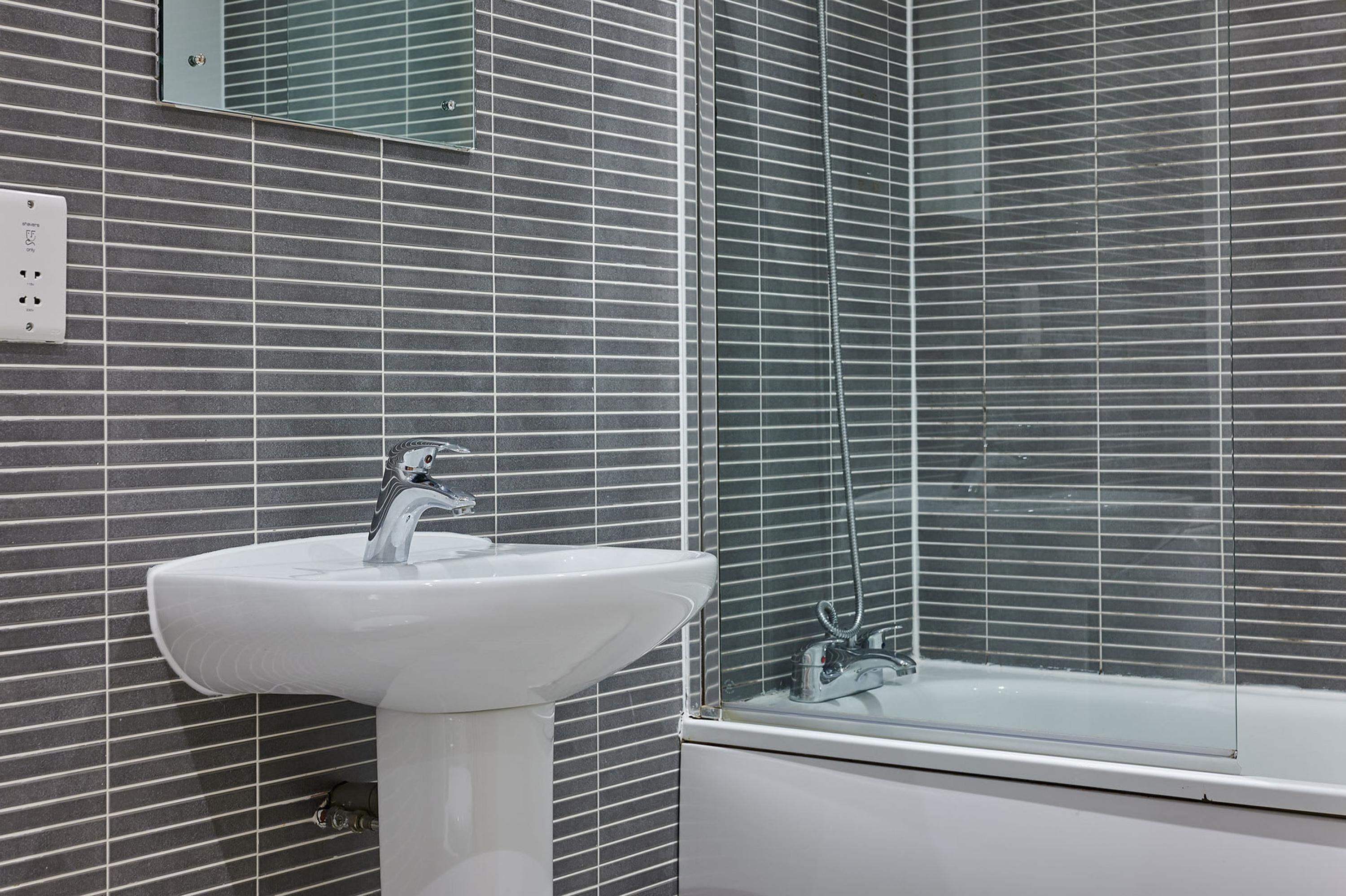 아파트 | 2 개의 침실, 다리미/다리미판