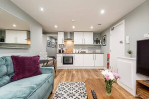 1 غرفة نوم ومكتب