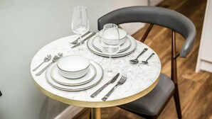 Hus | 1 soverom og skrivebord