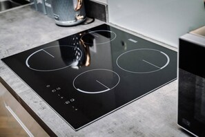 2 bedrooms, iron/ironing board - Host Apartments The Bank Apt (Liverpool)