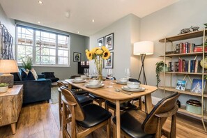 Apartment | 4 bedrooms - Host Stay Catharine Quarters I II (Liverpool)