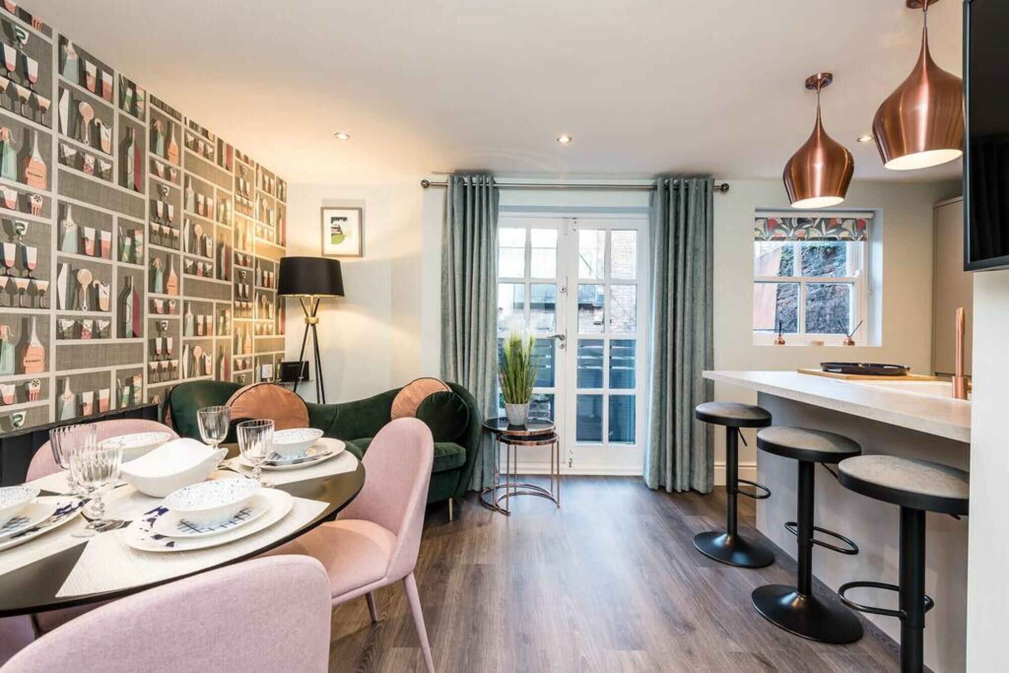 3 bedrooms, iron/ironing board