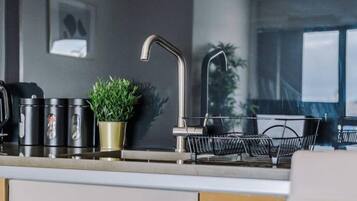 1 غرفة نوم ومكواة/لوح كي