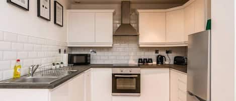 Apartment | 2 bedrooms, iron/ironing board