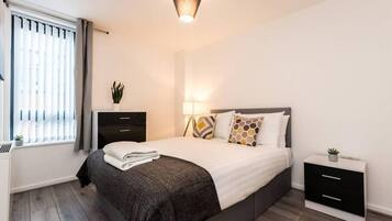 Apartment | 2 bedrooms, iron/ironing board