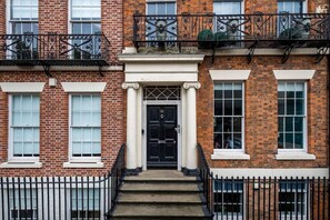 Apartment | 1 bedroom - Host Apartments The Georgian Quarters at Canning (Liverpool)