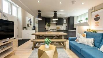 House | 3 bedrooms, iron/ironing board