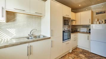 Rumah | 2 kamar tidur dan setrika/meja setrika