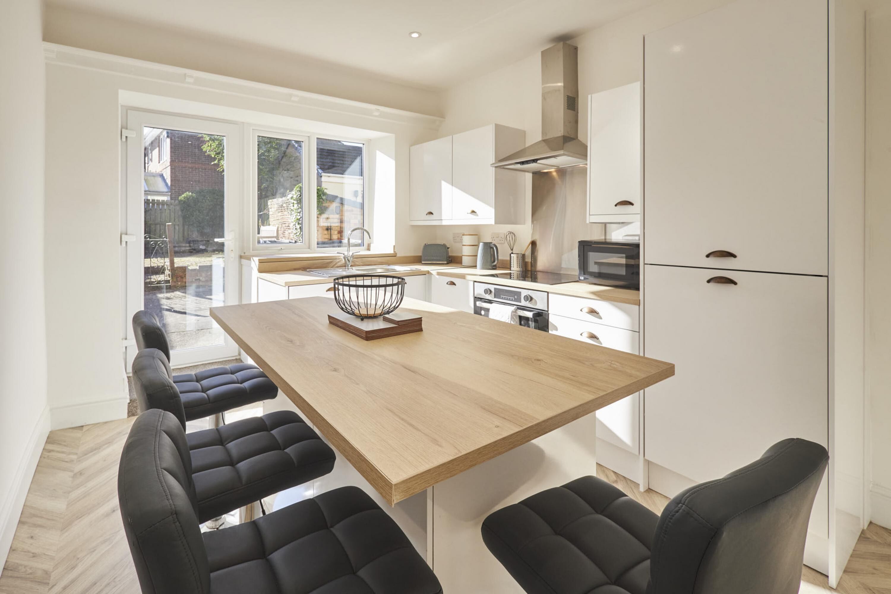 House | 2 bedrooms, iron/ironing board