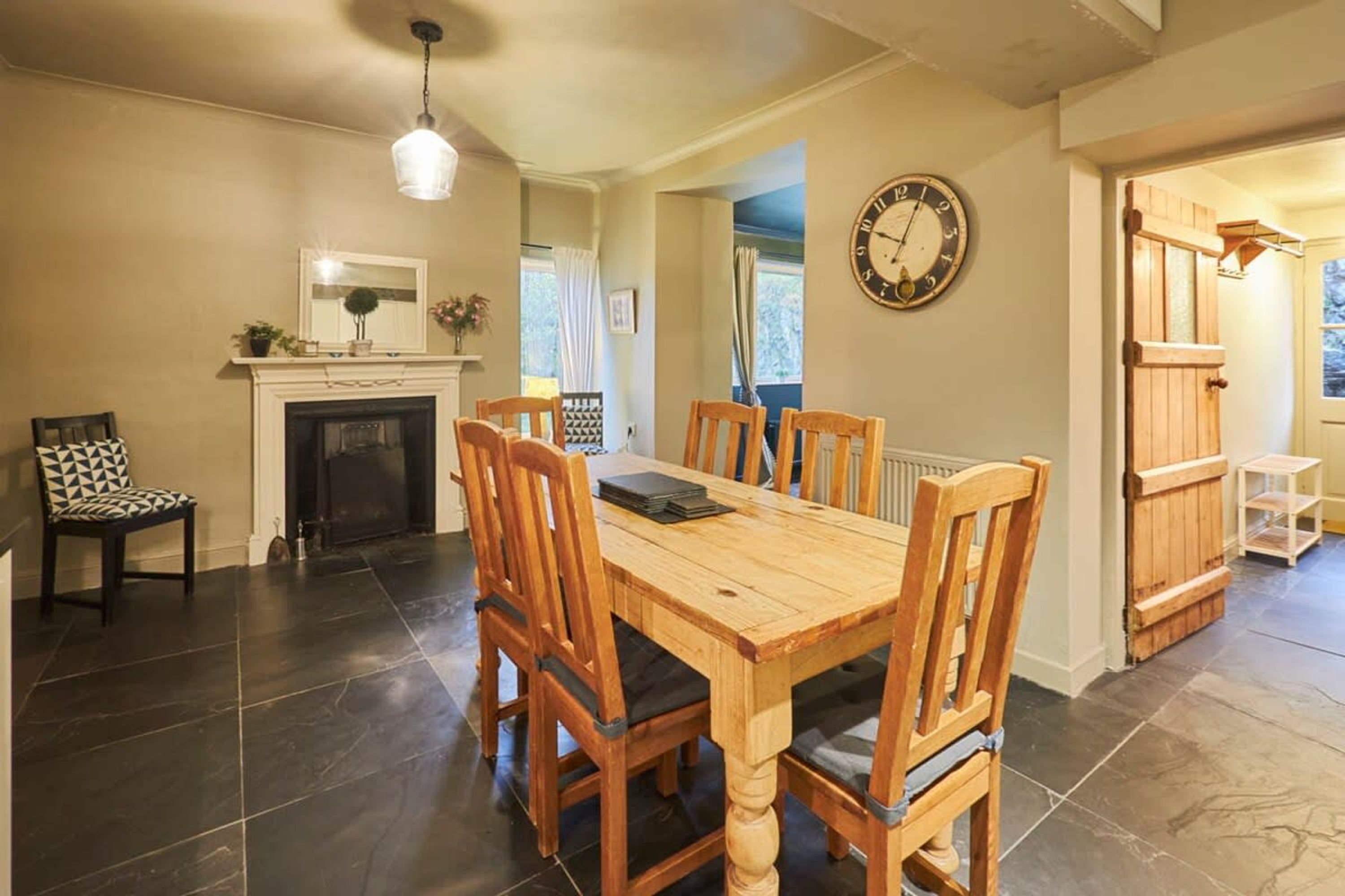 3 bedrooms, iron/ironing board