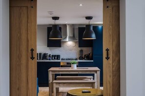 Apartment | 3 bedrooms, iron/ironing board - Host Apartments The Georgian Coach House 2 (Liverpool)
