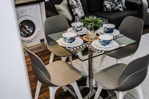 2 bedrooms, iron/ironing board - Host Stay Waterfront Penthouse (Liverpool)