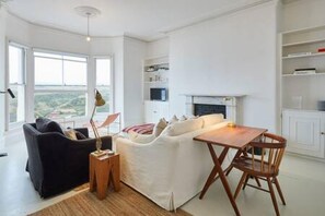 Apartment - Host Stay Parade Dwelling (Saltburn-by-the-Sea)