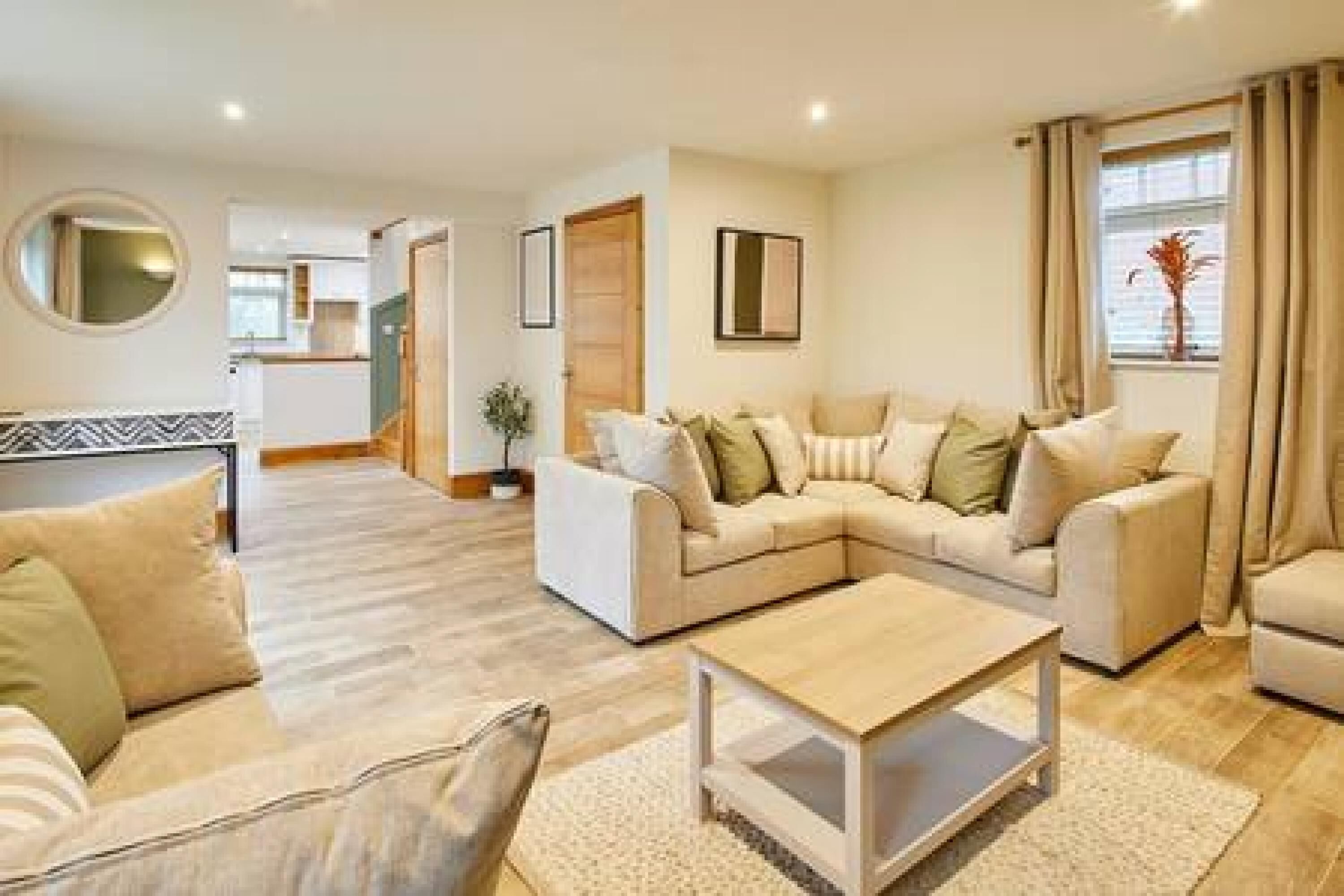 Nhà | 2 phòng ngủ, bàn ủi/dụng cụ ủi quần áo 