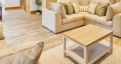 Host Stay Fawcett Cottage