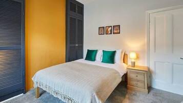 House | 2 bedrooms, iron/ironing board