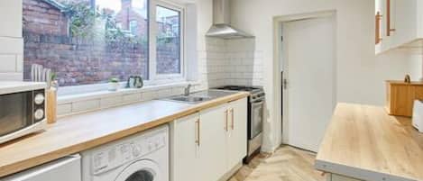 ハウス | 2 室のベッドルーム、アイロン / アイロン台