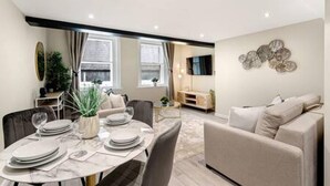 Unclassified image, 5 of 22, button - Host Stay Halifax House Living (Liverpool)