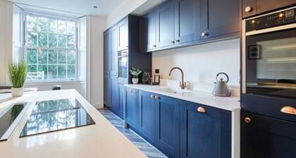 Host Stay South View