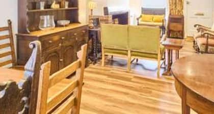 Host Stay St Radigunds House