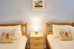 Room - Host Stay Cobb Court (Margate)