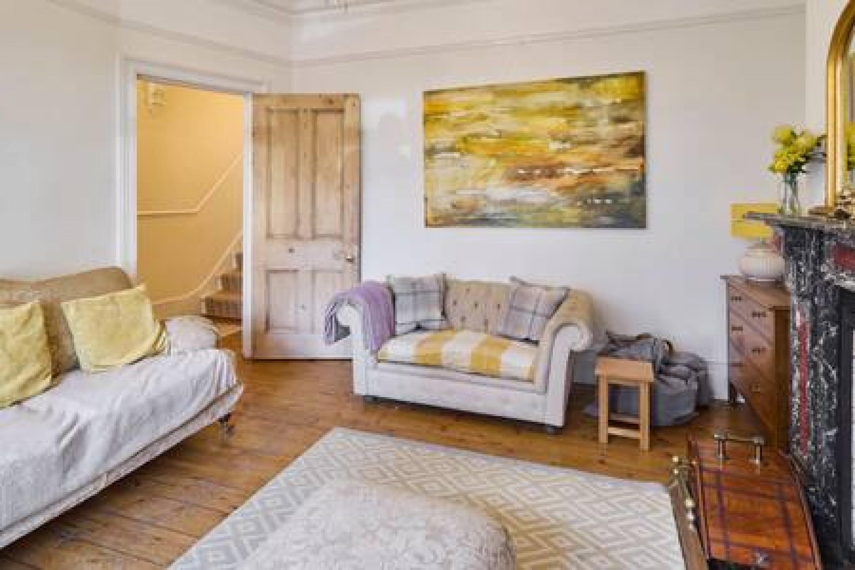 4 bedrooms, iron/ironing board