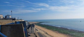 Host Stay Victoria Gardens