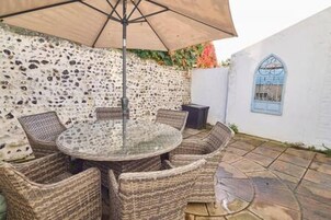 House | 3 bedrooms, Internet