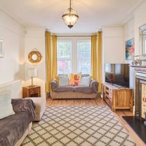 House | 3 bedrooms, Internet - Host Stay Grosvenor Hill (Margate)