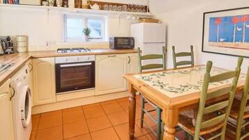 Rumah | 2 kamar tidur, setrika/meja setrika, dan internet