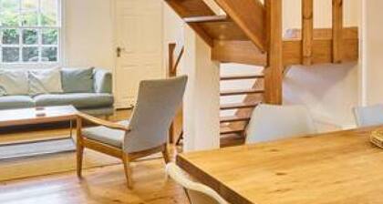 Host Stay New Street