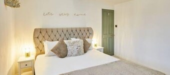 Host Stay Bentley Wynd