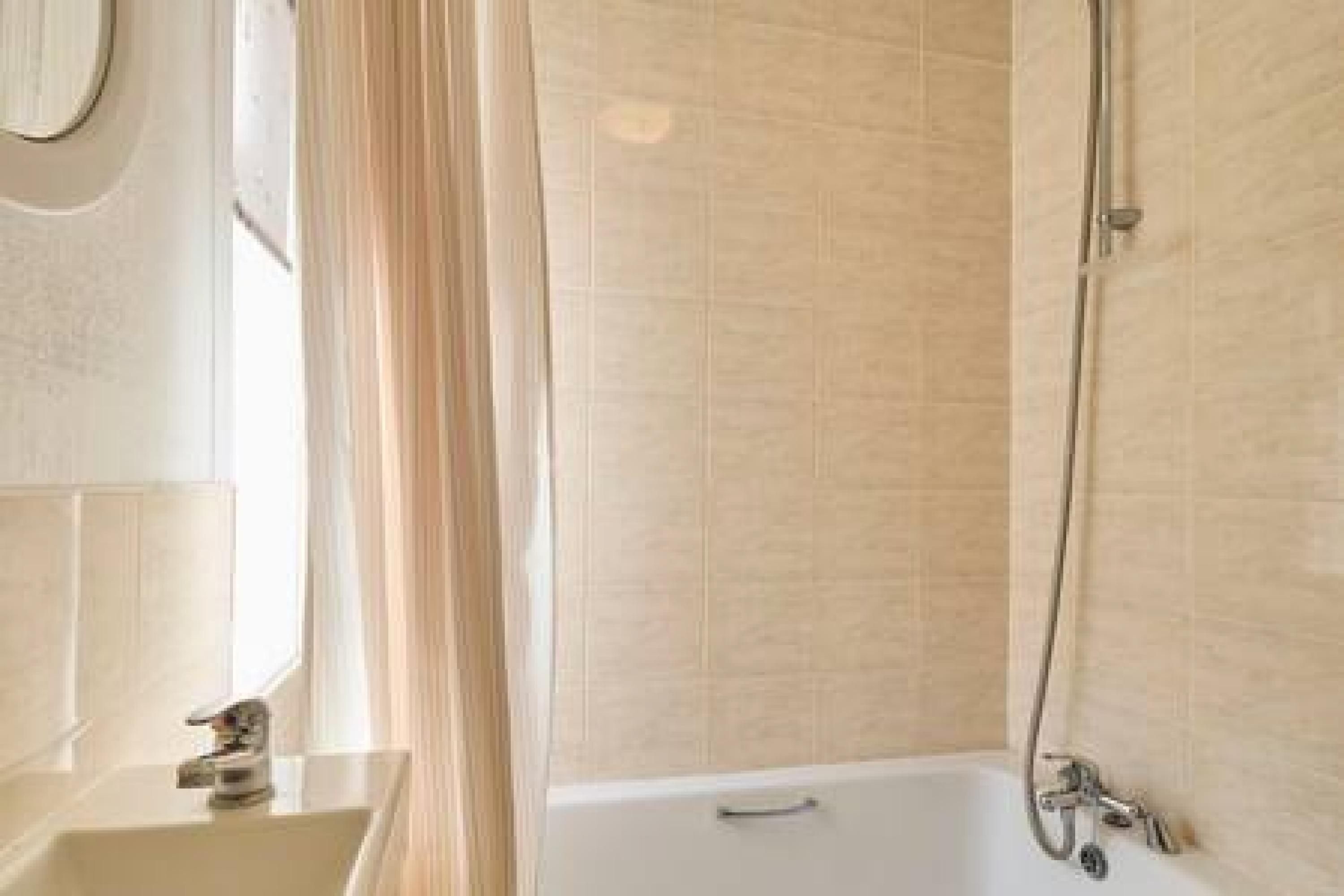 Casa | 2 quartos, ferros/tábuas de passar roupa