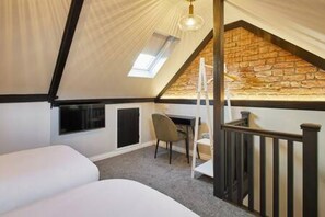 House | 2 bedrooms, iron/ironing board - Host Stay Penny Farthing Cottage (Whitby)
