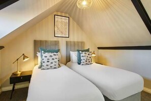 House | 2 bedrooms, iron/ironing board