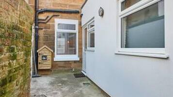 House | 2 bedrooms, iron/ironing board