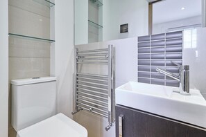 House | 2 bedrooms, iron/ironing board - Host Stay Sail Away (Whitstable)
