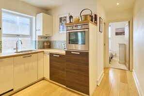 House | 2 bedrooms, iron/ironing board - Host Stay Sail Away (Whitstable)