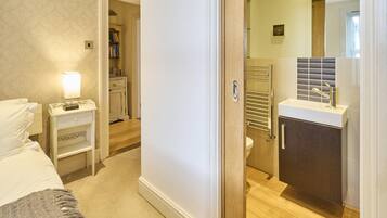 Apartemen | 2 kamar tidur dan setrika/meja setrika