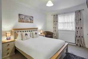 Hus | 2 soverom og strykejern/-brett