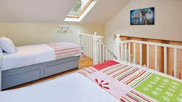 House | 1 bedroom, iron/ironing board