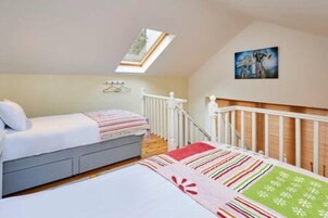 House | 1 bedroom, iron/ironing board