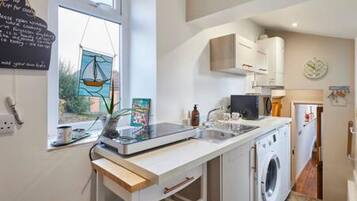 House | 1 bedroom, iron/ironing board