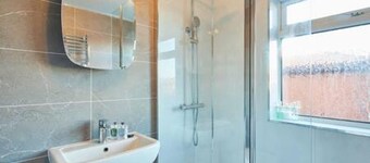 Host Stay St Mark s Close