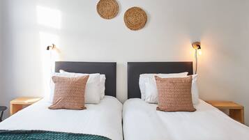 2 bedrooms, iron/ironing board